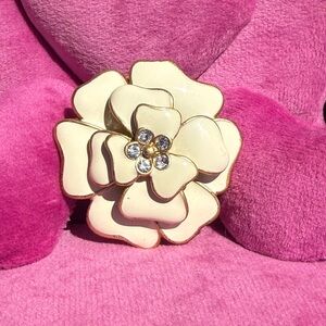 EUC Vintage Elegant Camellia Cream Flower Enamel Crystal Brooch Pendant